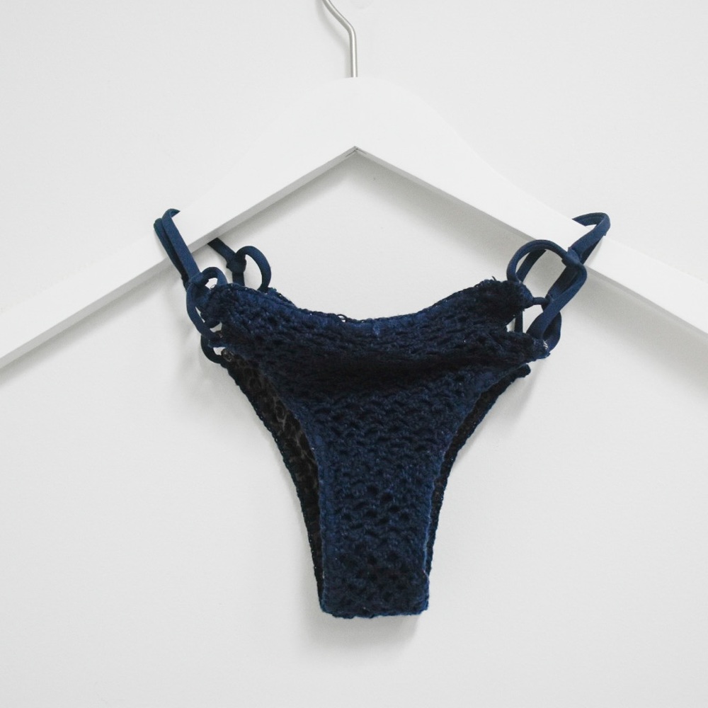acacia hunter crochet top